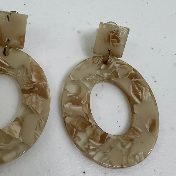 Beige Acrylic Earrings Resin Marbled Tan Geometric Statement Dangle Pierced Used - Picture 3 of 5